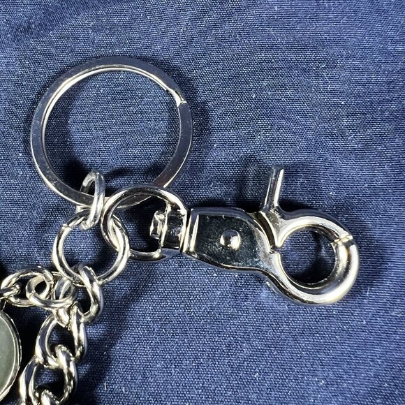 Black Faceted Heart Keychain With Silver Chain & Kathy New Zealand Charm - Picture 3 of 4